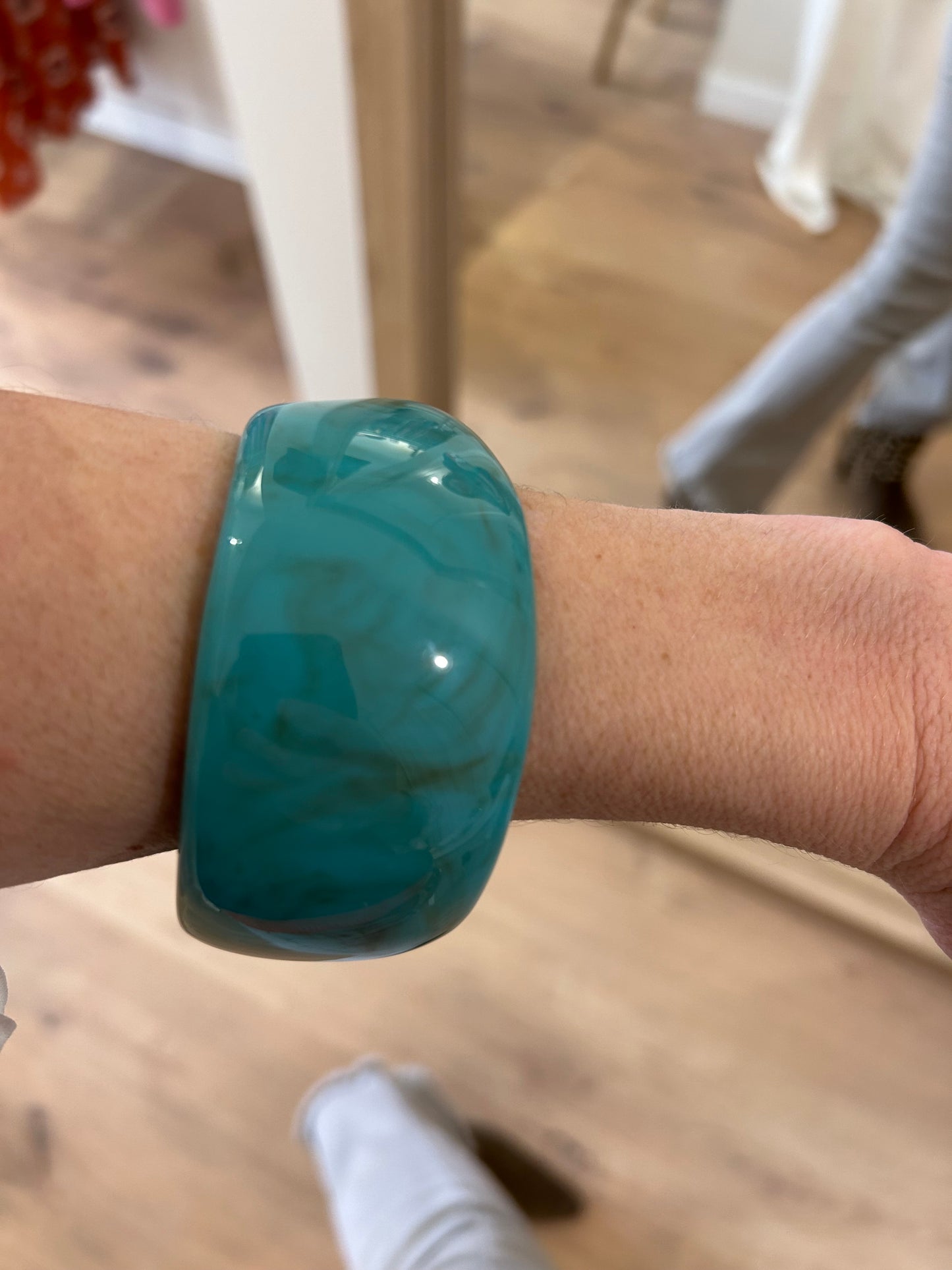 Brazalete de Resina color turquesa