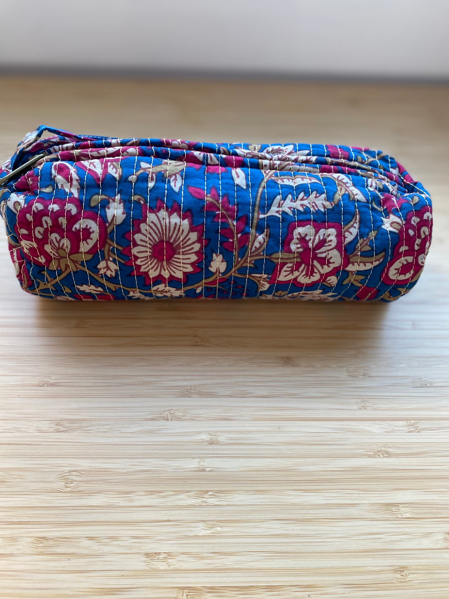 Estuche Acolchado (varios estampados)