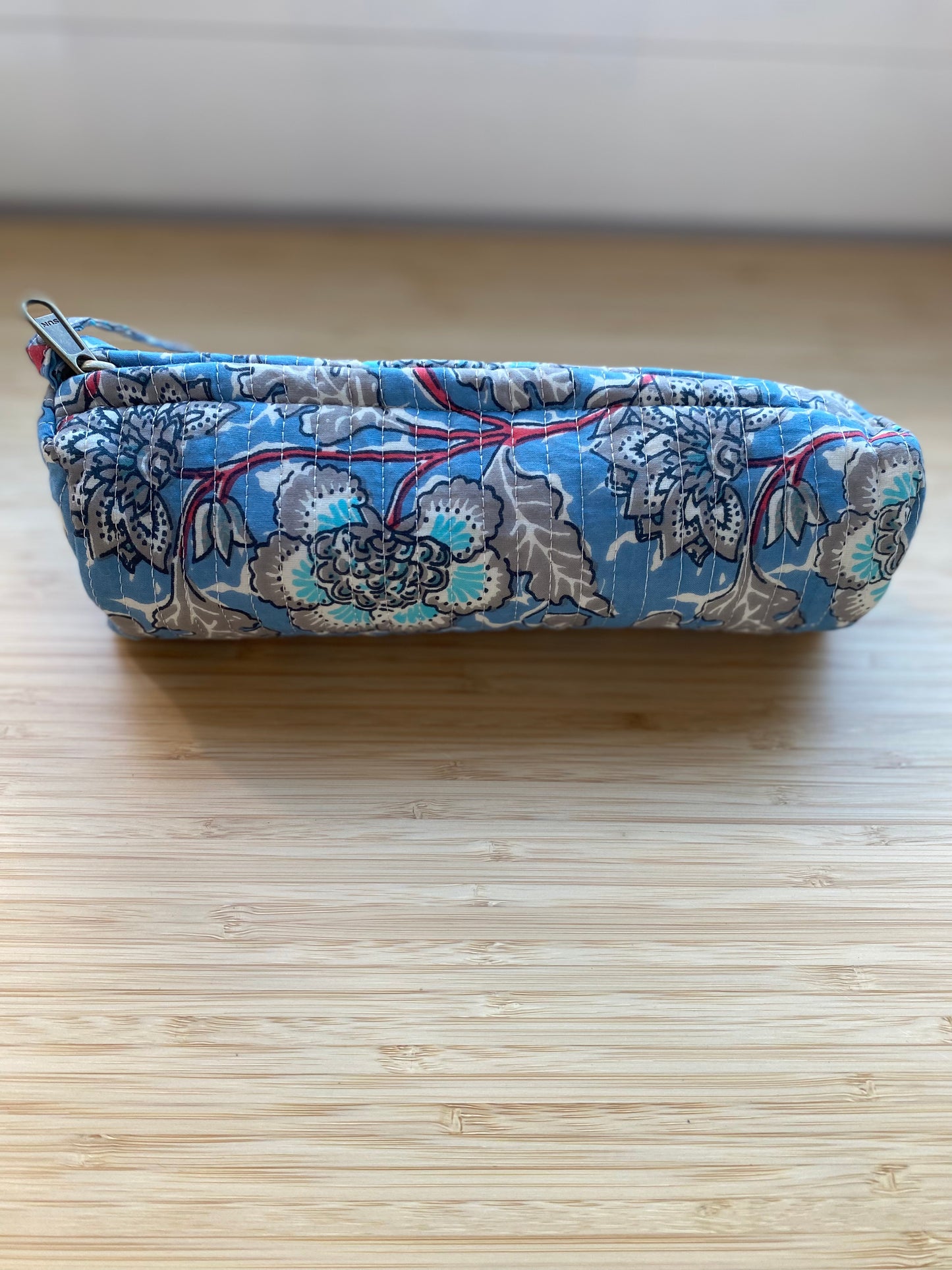 Estuche Acolchado (varios estampados)