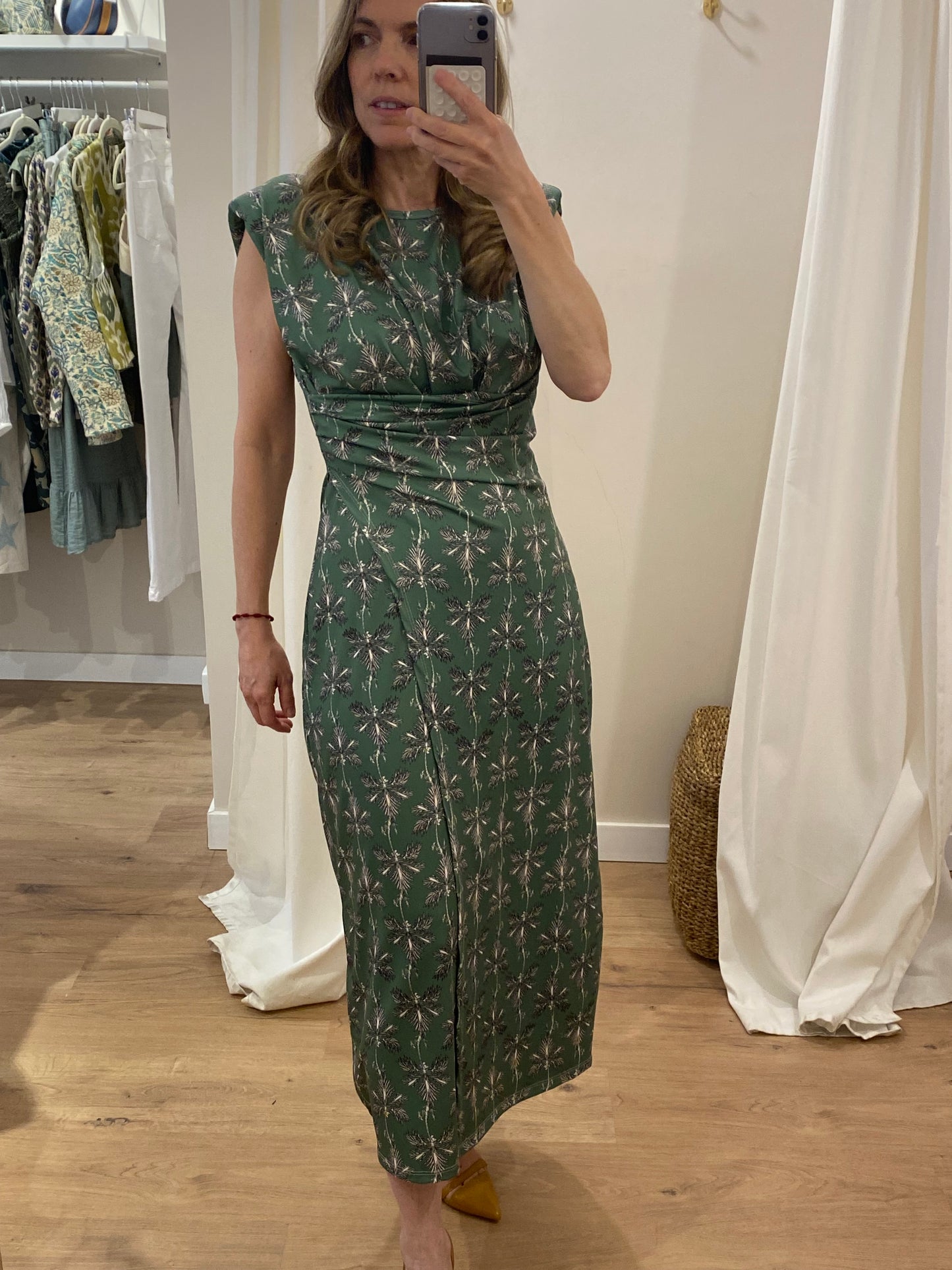 Vestido Claude sin mangas - Varios Colores