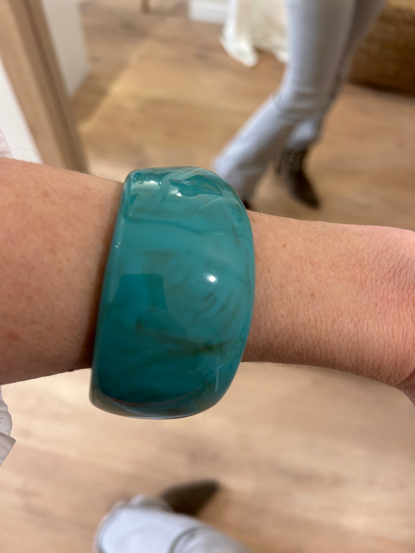 Brazalete de Resina color turquesa