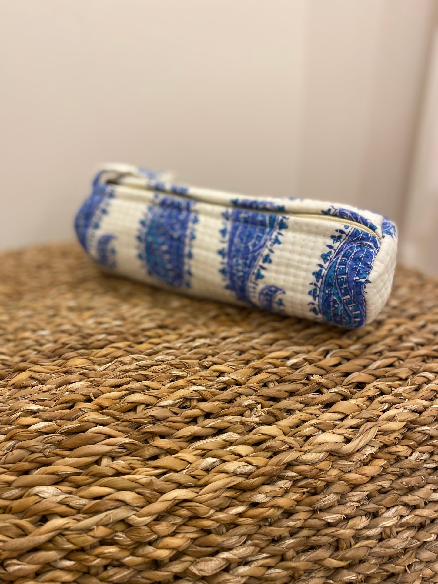 Estuche Acolchado (varios estampados)