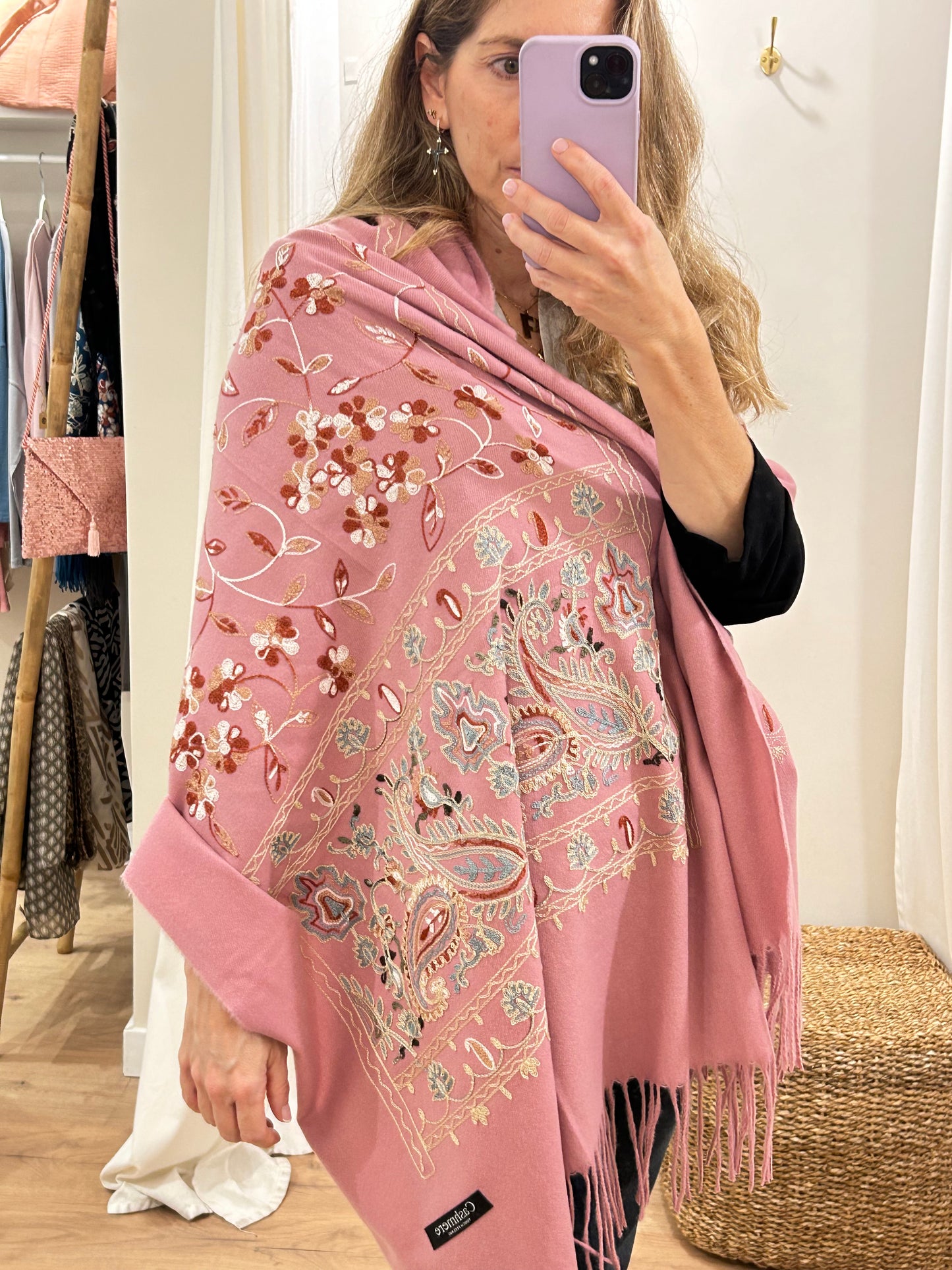 Pashmina Bordada - Varios Colores