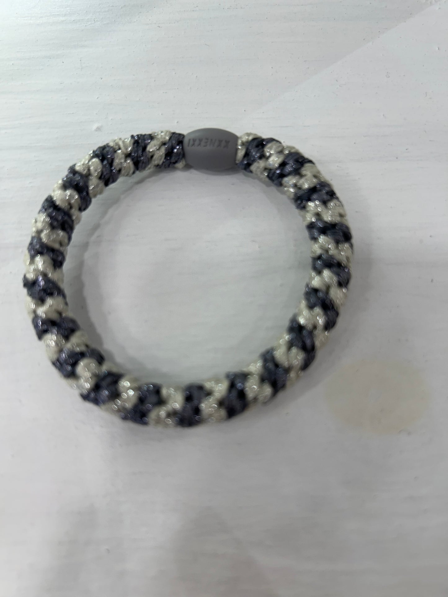 Goma de pelo KKnekki - Gris - Blanco
