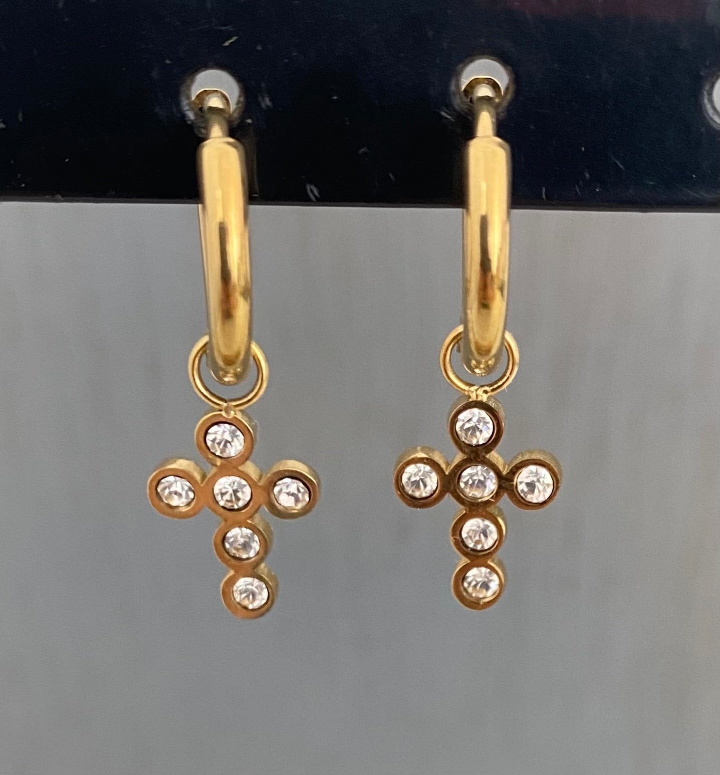 Pendientes Cruz Brilli Redondita