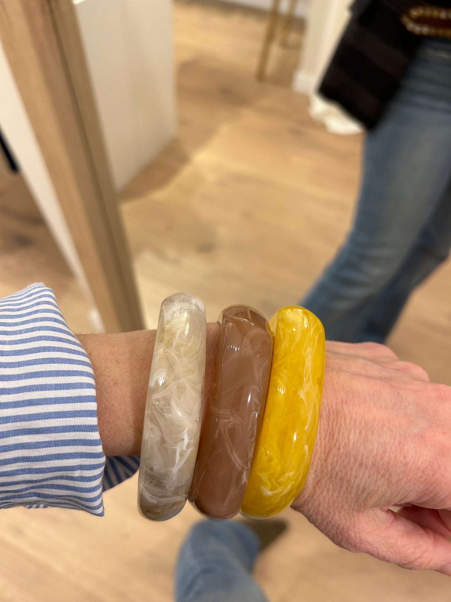 Pulsera Cuadrada de Resina - Crudo