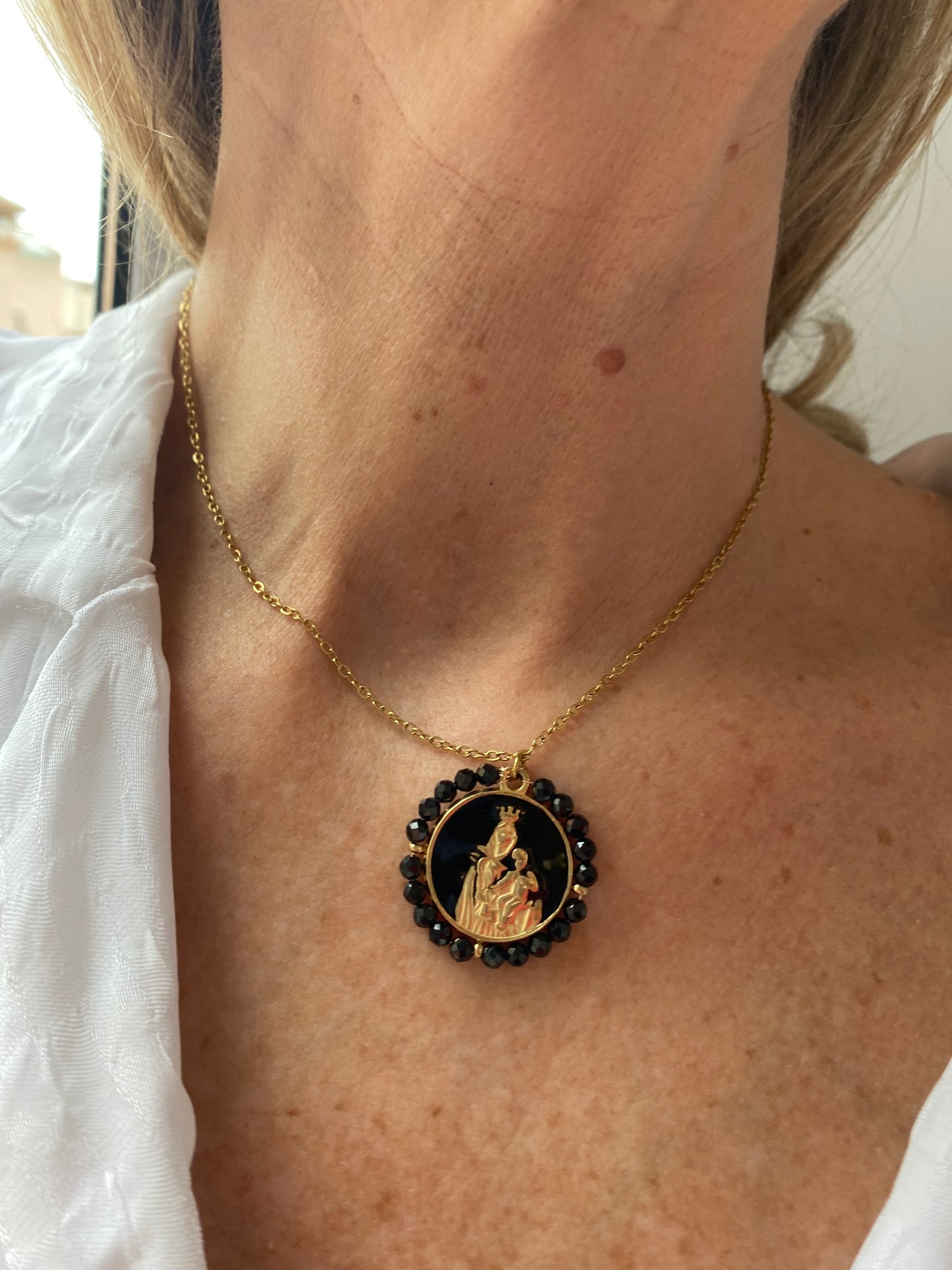 Collar Virgen del Carmen (Varios Colores)